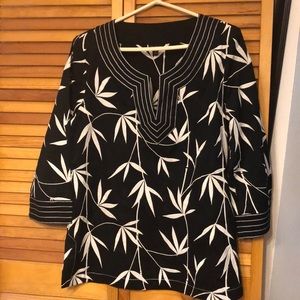 Talbots embroidered popover with side zip size 12